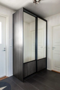 LAKEUS DESIGN Liukuovikaappi Mittatilauksena 140 X 60 X 250 Cm