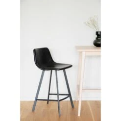 AUBURN Baarituoli -Brafab Huonekalut Kauppa Auburn baarituoli musta 117677 milj