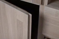 BROOKLYN Senkki 160 Cm -Brafab Huonekalut Kauppa Brooklyn vitriini detalj