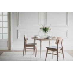 FILIPPA Ruokapöytä Pyöreä Jatkettava 120 + 45 Cm -Brafab Huonekalut Kauppa Filippa ruokapoyta valkotammi 113756 Nagano tuolit 119431 miljoo