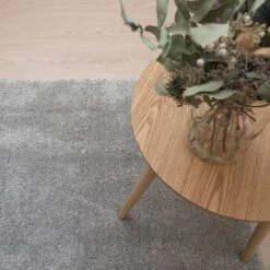 HAIKU Nukkamatto -Brafab Huonekalut Kauppa Haiku matto harmaa fiilis