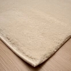 HAIKU Nukkamatto -Brafab Huonekalut Kauppa Haiku matto valkoinen kulma 2