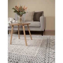 LIVIA Nukkamatto Pyöreä -Brafab Huonekalut Kauppa Livia matto fiilis e2344b98 c306 4caf 9b0f 7d80ad0d38d8