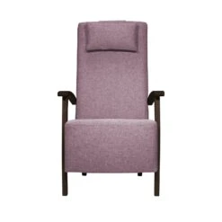 MILA Nojatuoli Lajitelma-kankaalla 23 MILA Nojatuoli Lajitelma-kankaalla -Brafab Huonekalut Kauppa Mila tuoli altamura141 wenge 1