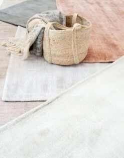 VÄLKE Viskoosimatto -Brafab Huonekalut Kauppa Valke matto fiilis