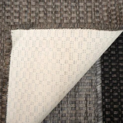 VUONO Sileäksi Kudottu Matto -Brafab Huonekalut Kauppa Vuono matto detalj